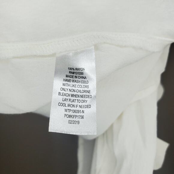 Socialite White Button Down Crop Top Small - Picture 6 of 7